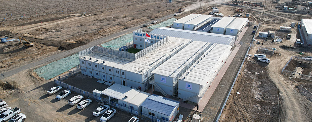 Projet de contrat général EPC du camp photovoltaïque de 900 MW de China Construction Second Bureau à Fukang, Xinjiang