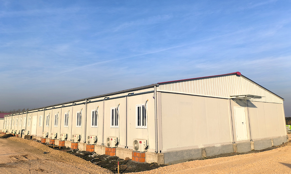 Projet de camp de bureaux de Zre en Serbie